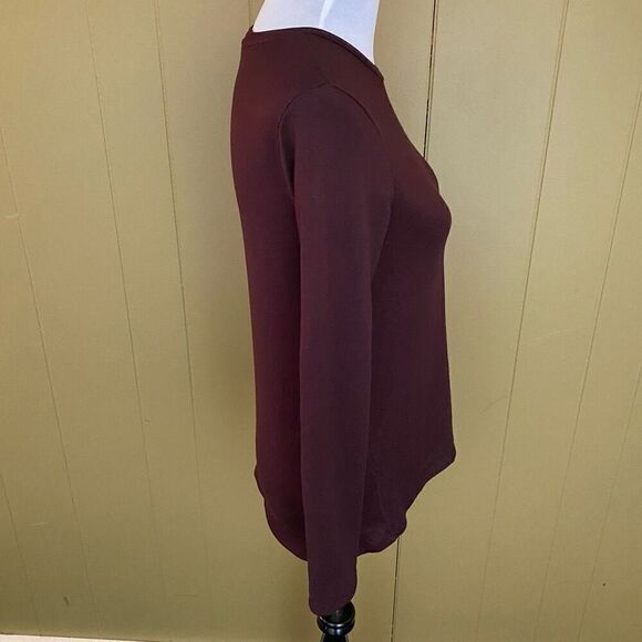 American Eagle women XS soft & plush Longsleeve Crewneck top burgundy - Picture 5 of 9